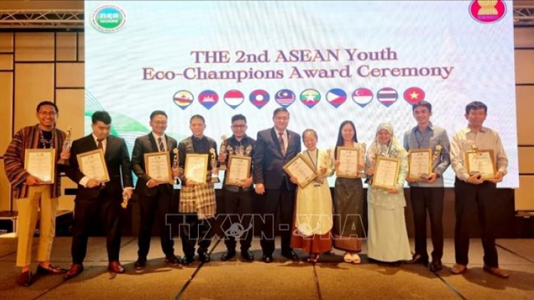 THỜI SỰ 12H TRƯA 24/8/2023: ASEAN vinh danh hai trường học sinh thái và hai nhà vô địch sinh thái trẻ của Việt Nam