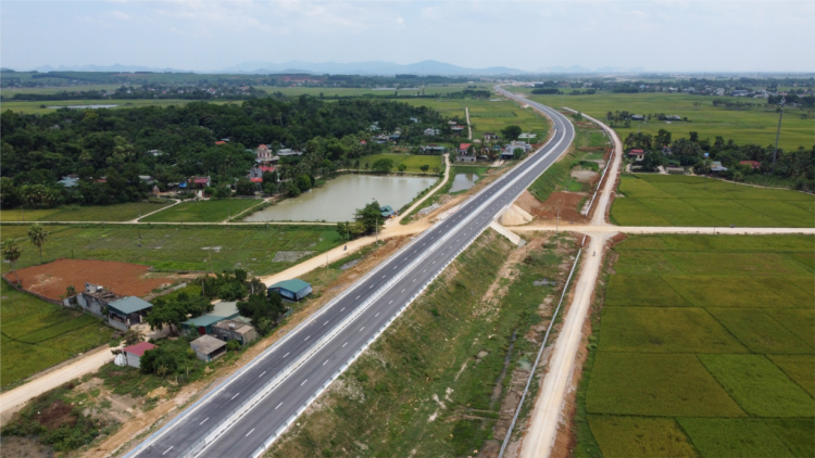 Ngày đầu thông tuyến Cao tốc Quốc lộ 45- Nghi Sơn và Nghi Sơn – Diễn Châu (01/9/2023)