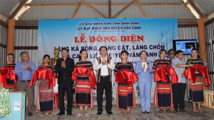 Bao giờ 3 làng cuối cùng ở Bình Định được cấp điện lưới quốc gia? (8/9/2023)