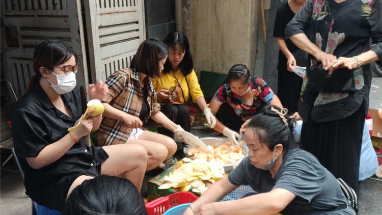 Vụ cháy ở chung cư mini tại Hà Nội: Tình người trong hoạn nạn (13/9/2023)