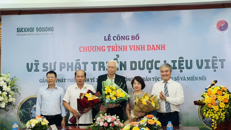 Khuyến khích phát triển dược liệu Việt góp phần giảm nhập khẩu (26/09/2023)