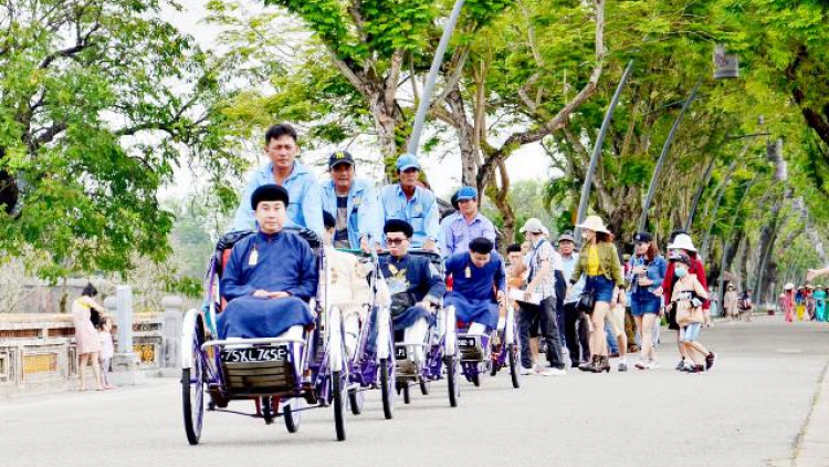 Thừa Thiên Huế đa dạng văn hóa, nâng tầm sản phẩm du lịch (06/1/2024)