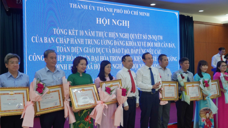 TP.HCM cần tuyên truyền để người dân nhận thức rõ hơn về Nghị quyết 29 (09/1/2024)