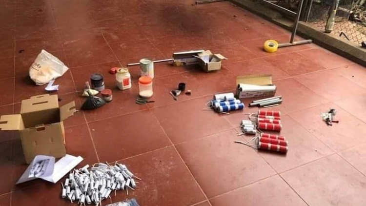 Hiểm hoạ đau lòng từ pháo nổ dịp tết: Giải pháp nào ngăn chặn (04/01/2024)