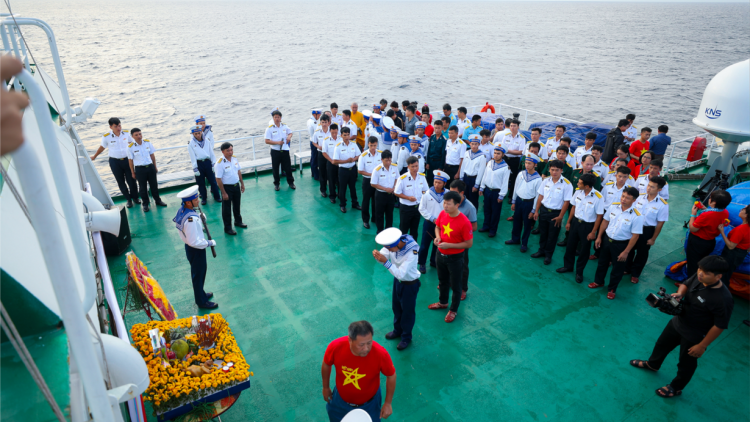 Xúc động lễ tưởng niệm 64 anh hùng liệt sĩ hy sinh bảo vệ đảo Gạc Ma (20/1/2024)