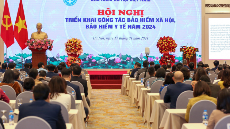 Số người tham gia BHXH, BHYT, BHTN tăng trưởng bền vững (17/1/2024)