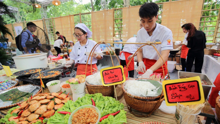 Thúc đẩy du lịch thông qua chương trình "Khai Phá Nguyên Liệu Vàng, Vang Danh Ẩm Thực Việt” (02/10/2024)