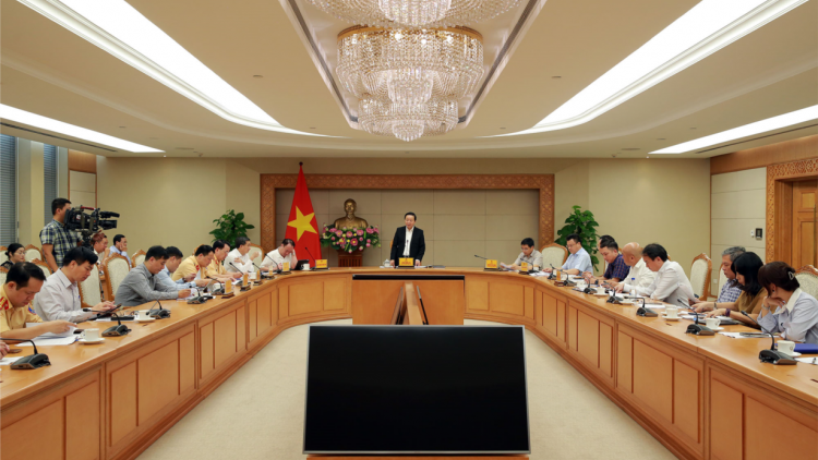 Tạo đột phá, đổi mới trong bảo đảm trật tự an toàn giao thông (14/10/2024)