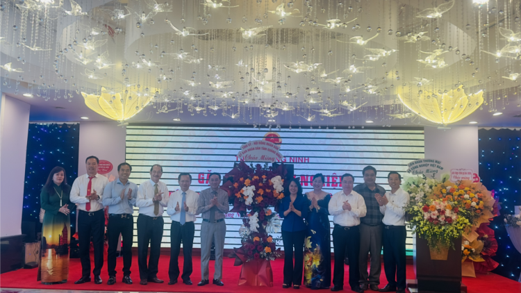 Quảng Ninh: Doanh nghiệp ngày càng lớn mạnh cả về số lượng và chất lượng ( 13/10/2024)