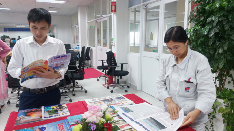 Không gian văn hóa Hồ Chí Minh tại Điểm sinh hoạt văn hóa công nhân của doanh nghiệp (14/10/2024)