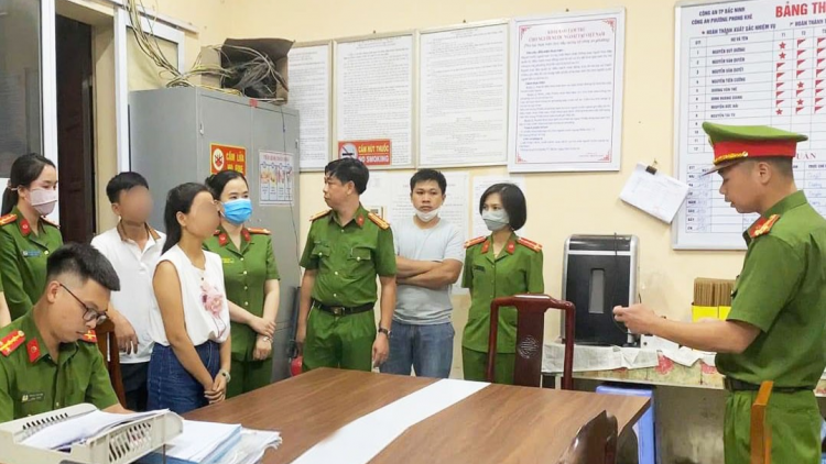 Bắt giữ khẩn cấp đối tượng chống người thi hành công vụ (01/10/2024)