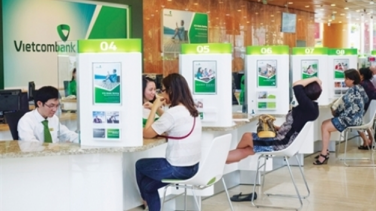 THỜI SỰ 21H30 ĐÊM 15/11/2024: Vietcombank phát hành thành công 2.000 tỷ đồng trái phiếu xanh. Đây là ngân hàng đầu tiên của Việt Nam phát hành trái phiếu xanh.
