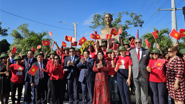 Tượng đài Chủ tịch Hồ Chí Minh tại Dominicana là biểu tượng sáng ngời về tình đoàn kết, hữu nghị giữa hai nước (22/11/2024)