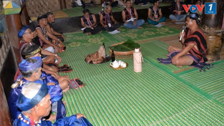Lan tỏa nghệ thuật nói lý, hát lý đặc trưng của người Cơ Tu Quảng Nam (08/11/2024)