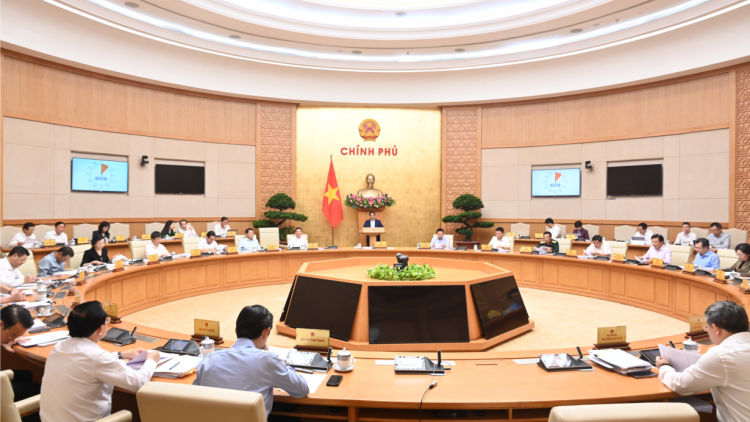 Thủ tướng: Quyết tâm thực hiện tăng trưởng 2 con số trong thập kỷ tới (9/11/2024)