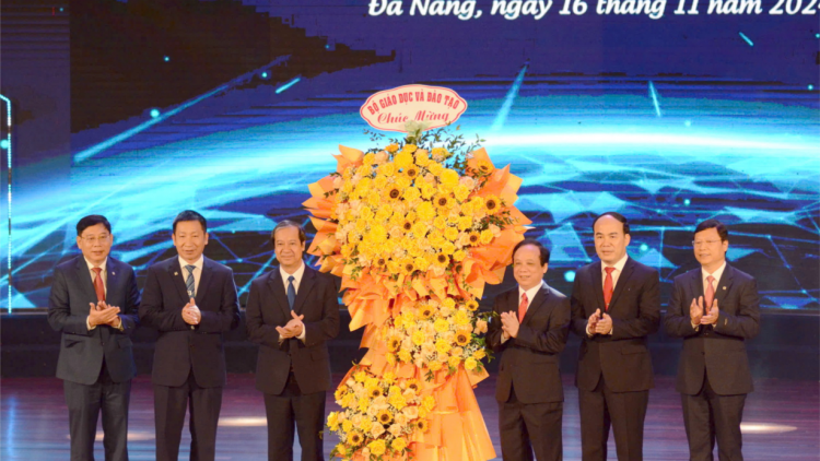 Xây dựng Đại học Đà Nẵng thành Đại học vùng trọng điểm quốc gia (16/11/2024)