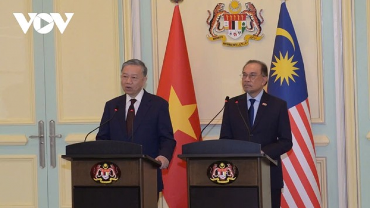 Học giả Thái Lan: Việt Nam và Malaysia đóng vai trò dẫn dắt ASEAN cân bằng ảnh hưởng từ bên ngoài (23/11/2024)