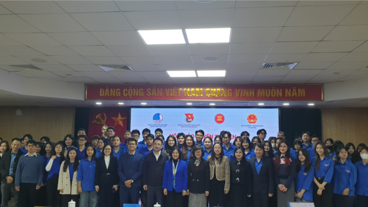 Nâng cao nhận thức cho thanh niên về Cộng đồng Văn hóa – Xã hội ASEAN (09/12/2024)