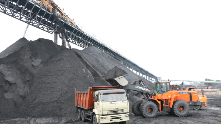 TKV tăng tốc tiêu thụ than đáp ứng nhu cầu thị trường (28/9/2024)