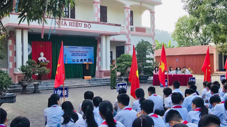 Bạo lực, xâm hại tình dục trẻ em - nguyên nhân, hậu quả và giải pháp phòng ngừa (25/11/2024)