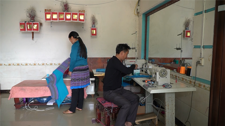 Sinh kế lúc nông nhàn: Đồng bào vùng cao thêm cơ hội cải thiện cuộc sống (9/12/2024)