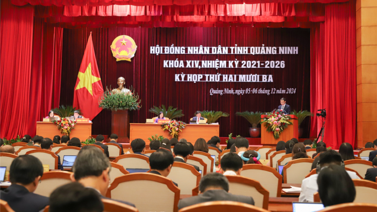 Quảng Ninh: Tăng trưởng GRDP năm 2024 ước đạt 8,42% (5/12/2024)