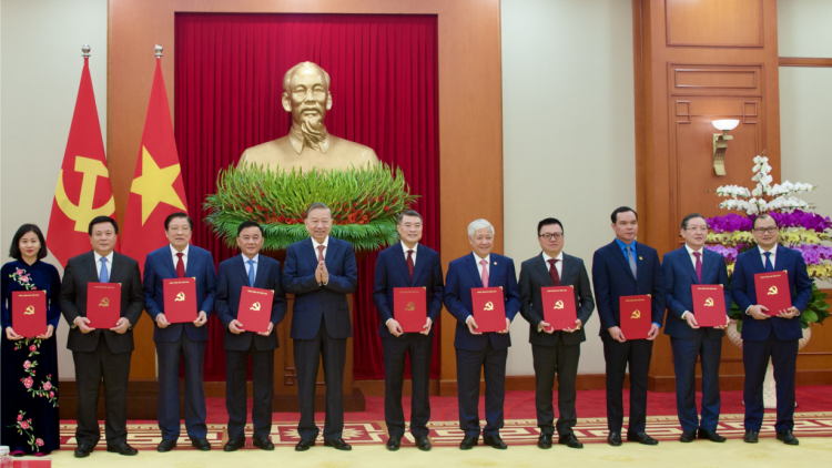 Tổng Bí thư Tô Lâm dự lễ công bố Quyết định của Bộ Chính trị về chức năng nhiệm vụ của 13 cơ quan Ban Đảng (30/12/2024)