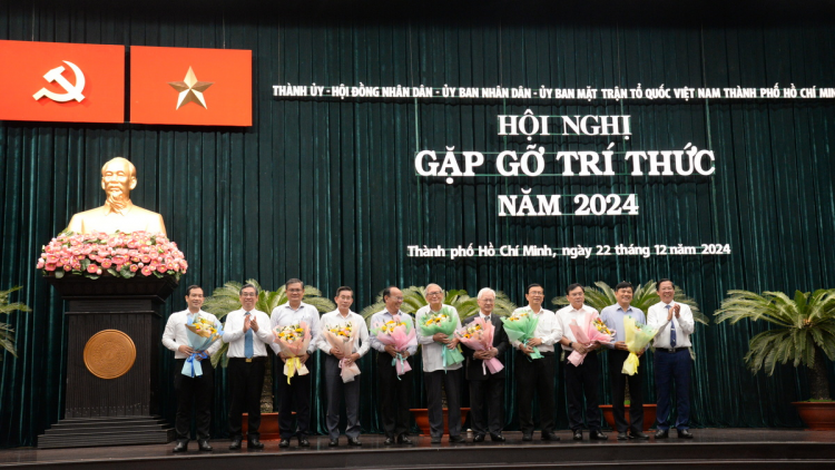 THỜI SỰ 18H CHIỀU 22/12/2024: TP.HCM lắng nghe trí thức hiến kế để chuẩn bị bước vào kỷ nguyên mới