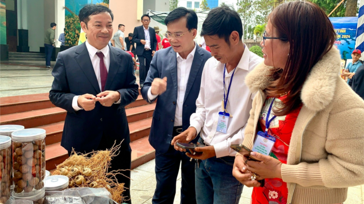 Vì sao nông dân Đắk Nông khó tiếp cận vốn ngân hàng? (28/12/2024)