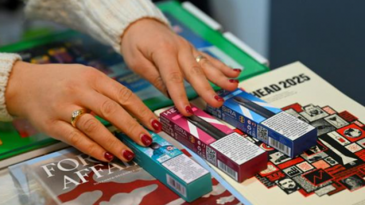 Bỉ cấm bán thuốc lá điện tử dùng một lần từ ngày 1-1-2025 (30/12/2024)