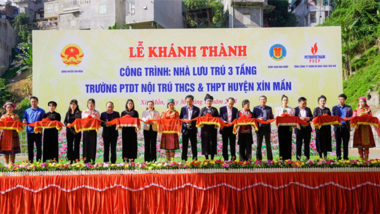 Khánh thành khu nhà lưu trú tại tỉnh Hà Giang do PVEP tài trợ