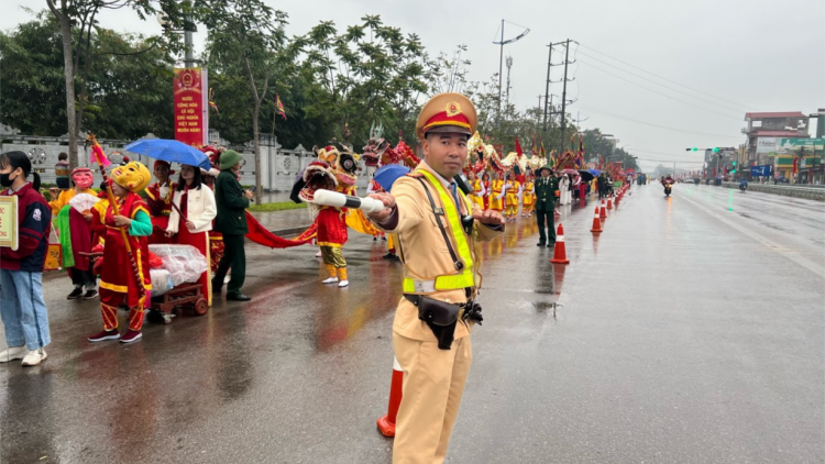 Bắc Giang đảm bảo an toàn giao thông tại các lễ hội đầu xuân (23/02/2024)