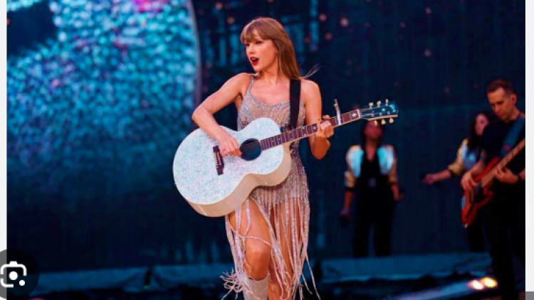 Australia: 80.000 fan đội mưa bão đến xem hòa nhạc của Taylor Swift (23/2/2024)