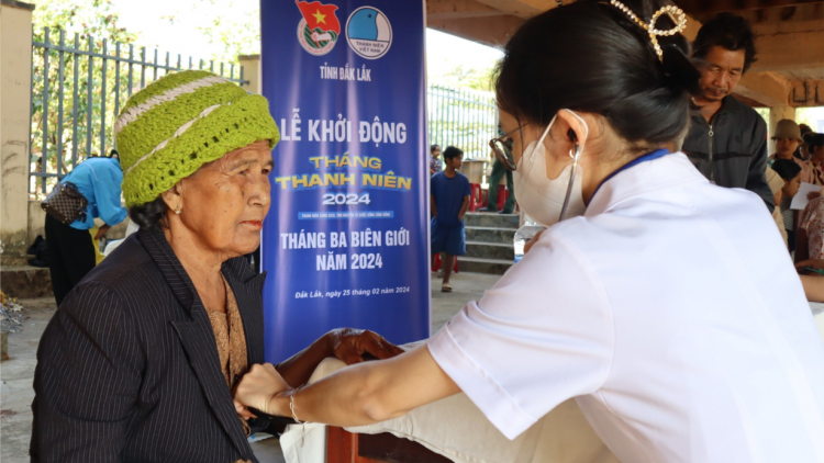 Tuổi trẻ Đắk Lắk ra quân Tháng thanh niên và Tháng Ba biên giới (25/2/2024)