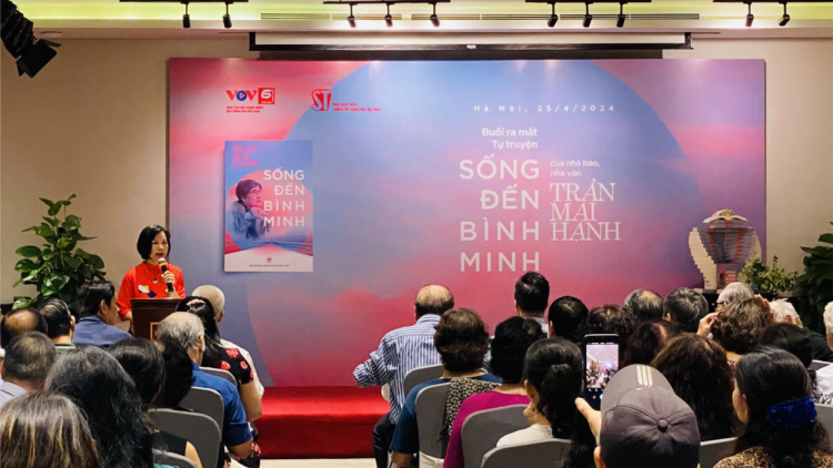 Ra mắt tự truyện “Sống đến bình minh” của nhà báo, nhà văn Trần Mai Hạnh