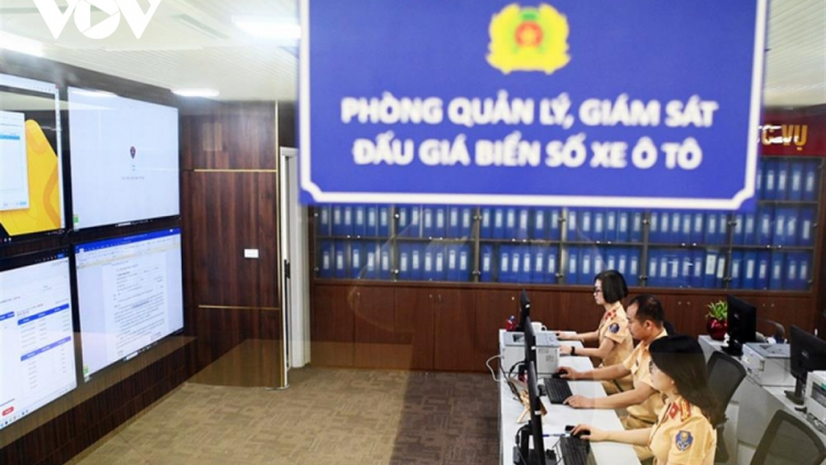 Có nên bổ sung quy định đấu giá biển số xe vào dự thảo Luật trật tự, an toàn giao thông? (08/04/2024)