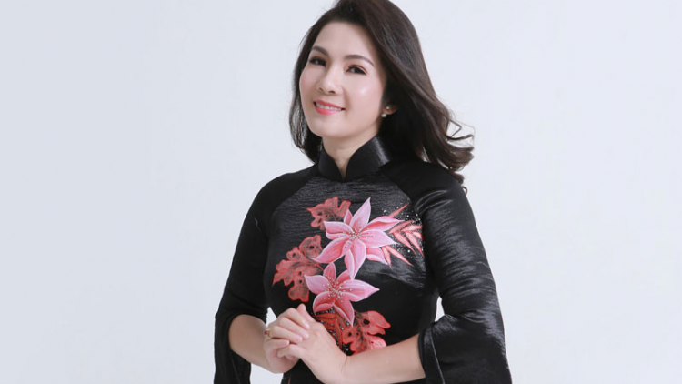 NSND Diệu Hương: “Khoác áo mới” cho ca Huế
