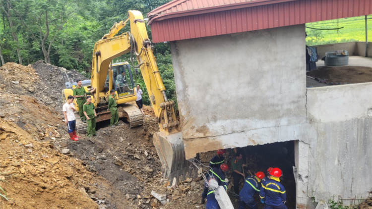 Không có phép màu cho 3 người bị vùi lấp tại Bắc Kạn (22/05/2024)