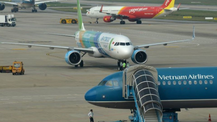 Bao giờ giá vé máy bay tăng kịch trần để không tăng nữa? (13/5/2024)