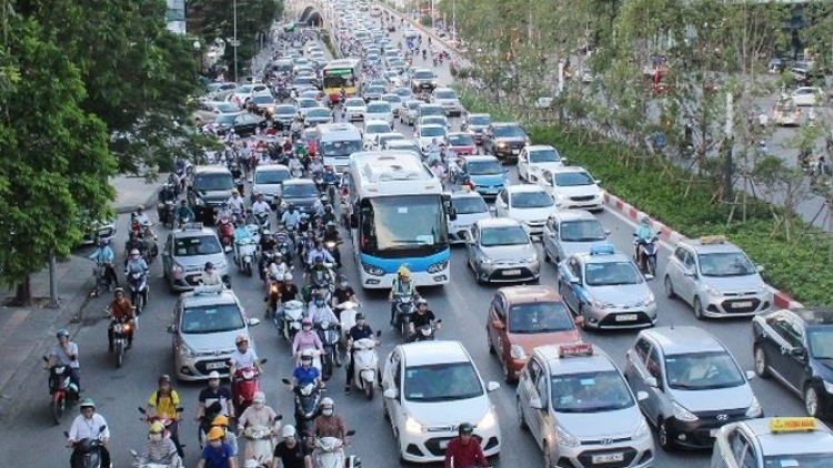 Kế hoạch thu phí ô tô cá nhân vào nội đô ở Hà Nội và TPHCM - Những vấn đề đặt ra (16/6/2024)