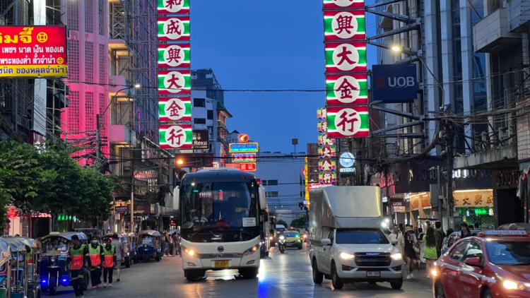 Du khách đổ về khu "China Town" ở Bangkok (Thái Lan) sau Hit âm nhạc của ngôi sao Lisa (30/06/2024)