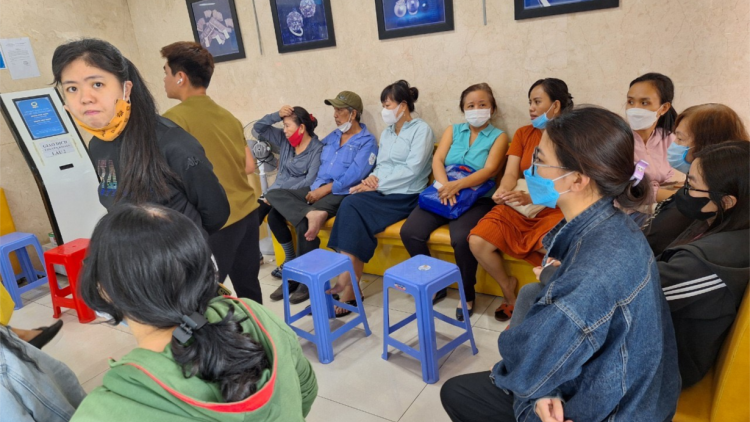 TP.HCM: Hơn 10h sáng  SJC đã ngừng nhận khách vì quá đông (04/06/2024)