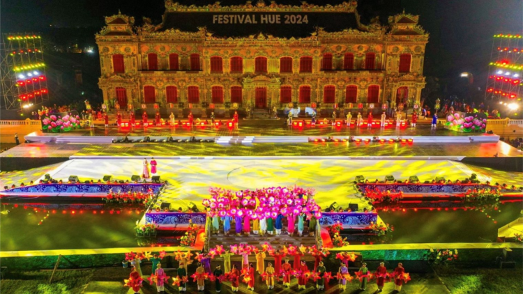 Khai mạc Tuần lễ Festival nghệ thuật Quốc tế Huế- Bừng sáng miền di sản (07/06/2024)