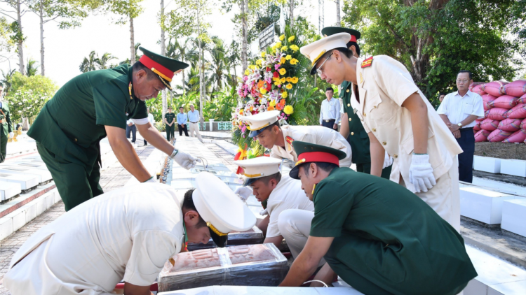 Tiền Giang: Khẩn trương truy tìm hài cốt liệt sĩ thất lạc trong lòng đất (17/6/2024)
