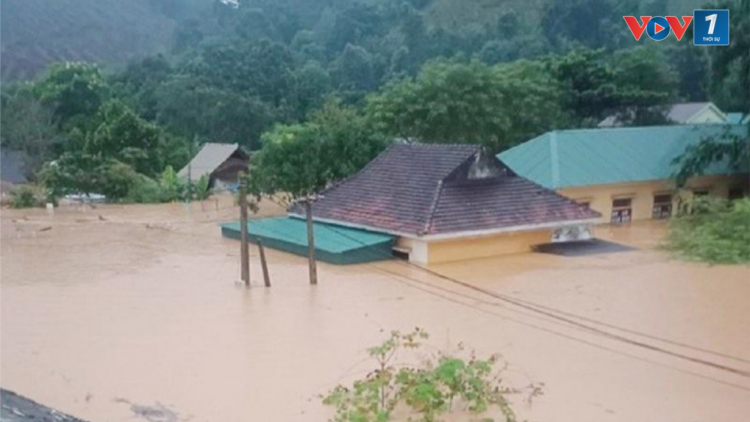THỜI SỰ 21H30 ĐÊM 31/7/2024: Gần 40 hộ dân bản Phiêng Nghè, tỉnh Sơn La vẫn bị ngập trong biển nước, ảnh hưởng lớn đến đời sống sinh hoạt, sản xuất của người dân
