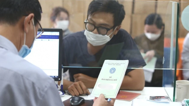 Luật BHXH: Đảm bảo cho người lao động thụ hưởng những quyền lợi hưu trí thay vì nhận BHXH một lần (23/7/2024)