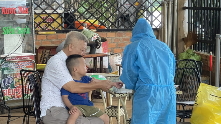 THỜI SỰ 12H TRƯA 13/7/2024: Tỉnh Đắk Lắk ghi nhận ổ dịch sởi đầu tiên trên địa bàn huyện Cư Kuin.
