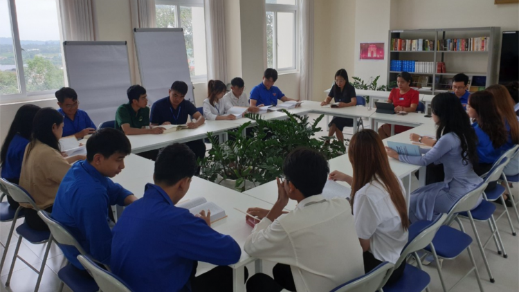 Đọc sách của Tổng Bí thư Nguyễn Phú Trọng- Tưởng nhớ, tri ân, để hiểu hơn lý luận và thực tiễn! (25/7/2024)