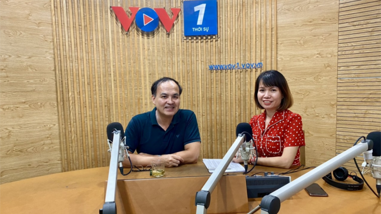Đề xuất bỏ quy định mỗi cặp vợ chồng chỉ sinh 1 - 2 con: Để sinh con không còn là "gánh nặng" (15/7/2024)