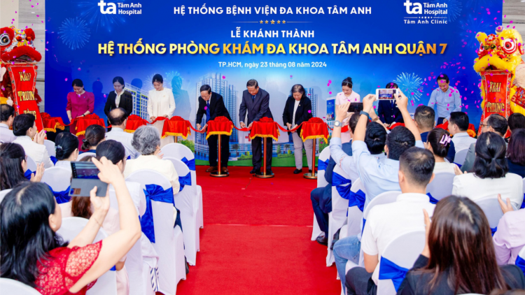 Khai trương phòng khám đa khoa Tâm Anh Quận 7 TP Hồ Chí Minh (23/8/2024)